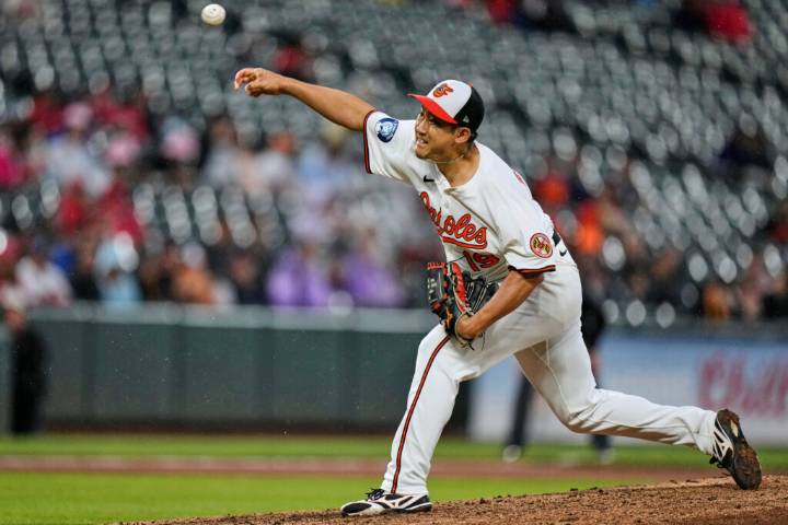 Tomoyuki Sugano earns 10th victory as Orioles outlast Mariners 5