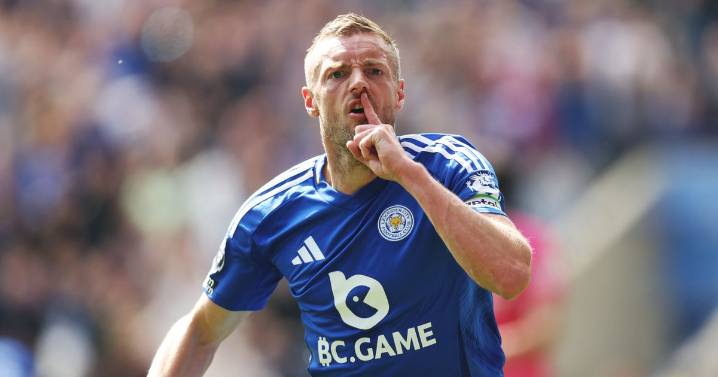 Jamie Vardy has Celtic transfer change of heart as Leicester legend says 'yes' to new club