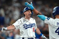 La racha ganadora de Dodgers continúa con Clayton Kershaw frente a Rojos