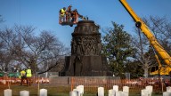 Trump officials reinstating 2 Confederate monuments