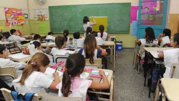 Paritaria docente: la oferta completa que hizo la Provincia