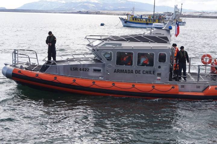 Funcionario de la Armada muere en Valparaíso tras caer al mar en Molo de Abrigo