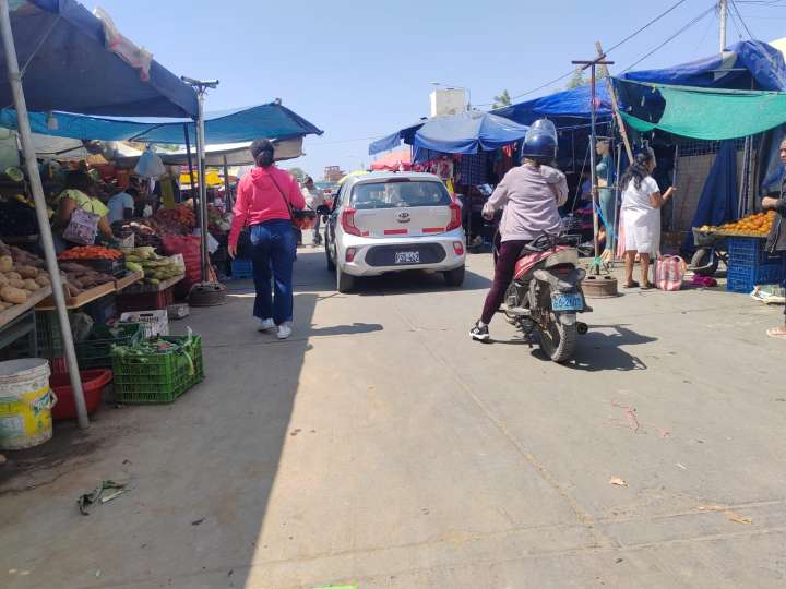Alcalde de Piura anuncia desalojos de las vías públicas del mercado