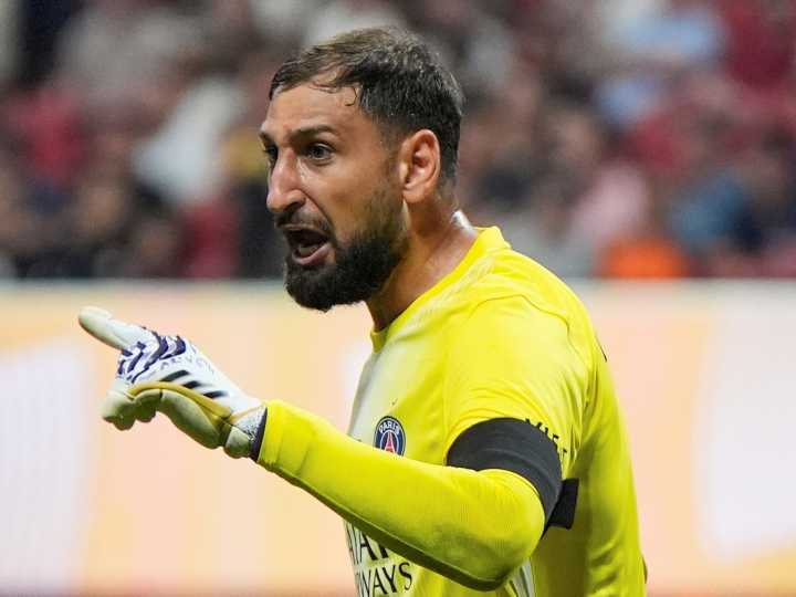 En Europa también pasa: PSG colgó a Donnarumma porque no renovó su contrato y no jugará la final de la Supercopa