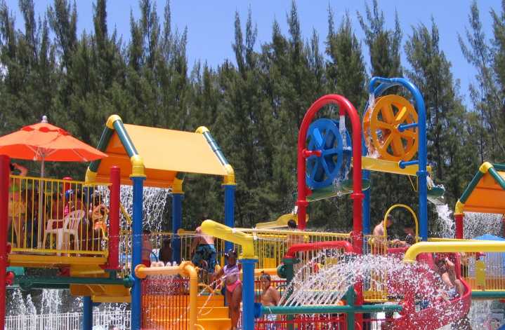 Water playground at Quiet Waters Park in Deerfield offers discount opportunity