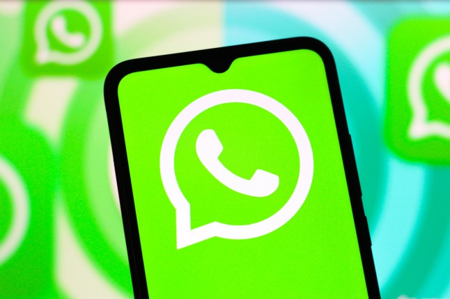 WhatsApp deletes 6,800,000 scam accounts offering fake jobs, investments and products