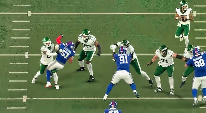 NFL Fans Are Roasting Giants’ “Thin Skinned” Rookie Abdul Carter For His Embarrassing Response After Getting Pancaked vs. Jets