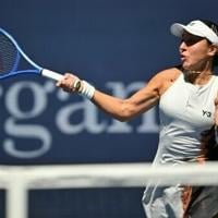 Pegula swats Li to reach US Open quarter