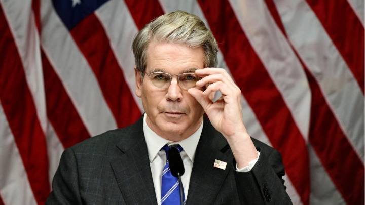 US Issues New Iran-Related Sanctions, Treasury Says
