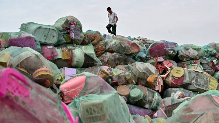 Plastic waste treaty negotiations fail again at UN