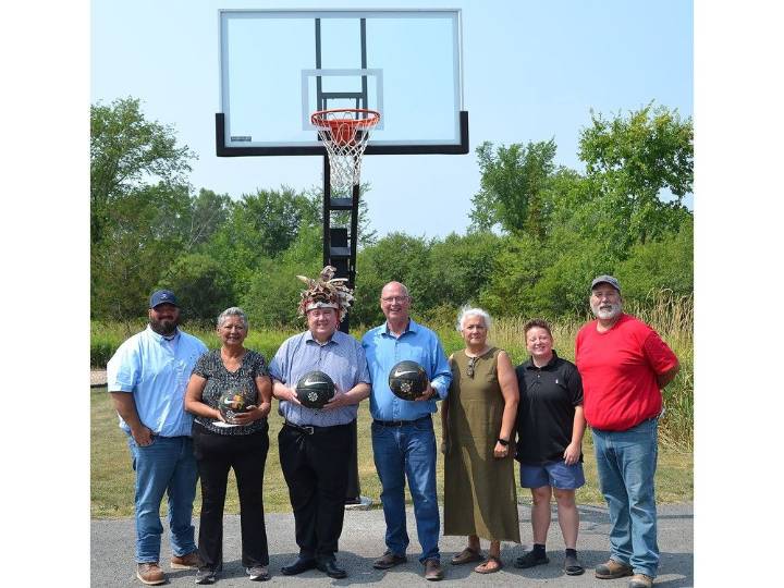 OTF $19,100 grant from the Ontario Government gives community a lift
