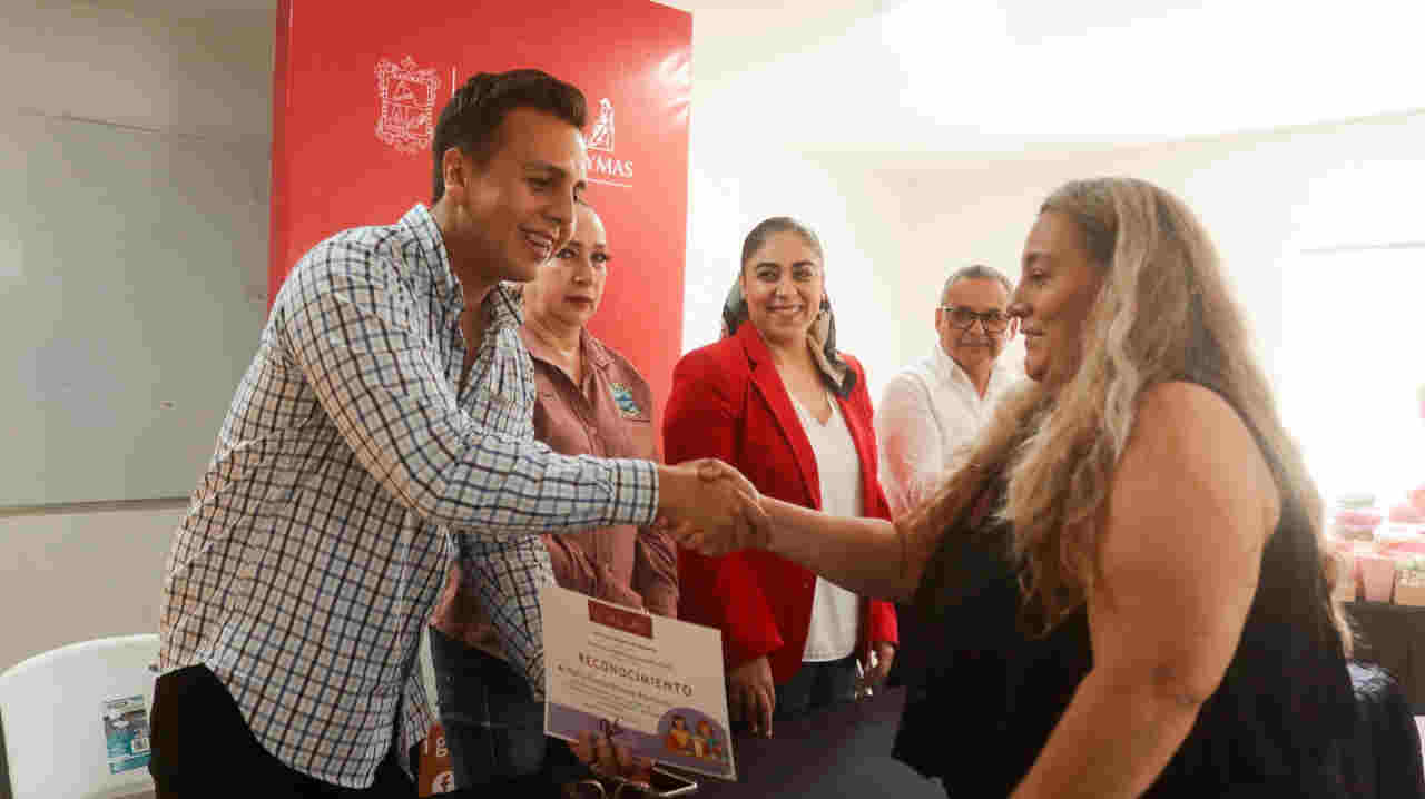 Finaliza el Ayuntamiento de Guaymas talleres de emprendimiento