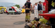 Juanma Moreno informa del envío de 50 efectivos del Infoca y dos aviones para luchar contra los incendios en Castilla y León y Extremadura