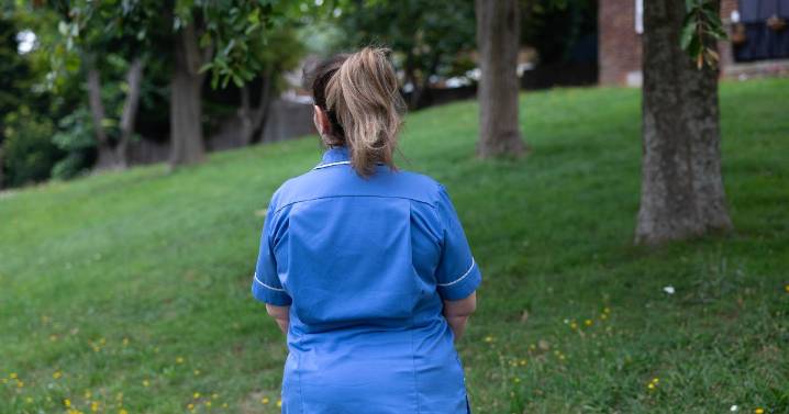 'I just wanted to cry' - Croydon nurse and daughter left without working shower for over 11 weeks