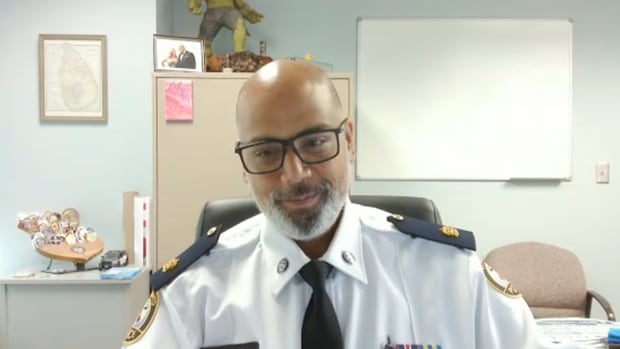 Got a non-emergency request for Toronto police? You can now call *877