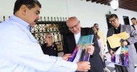 Maduro hace proselitismo político con la devoción de los venezolanos por sus dos primeros santos