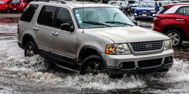 FUERTE tormenta azota a Guadalajara esta mañana del miércoles