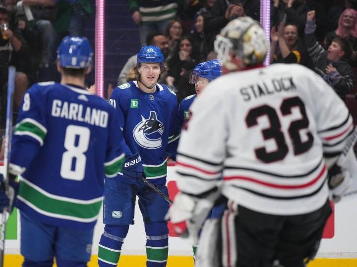 Canucks: Vitali Kravtsov back in the mix with one