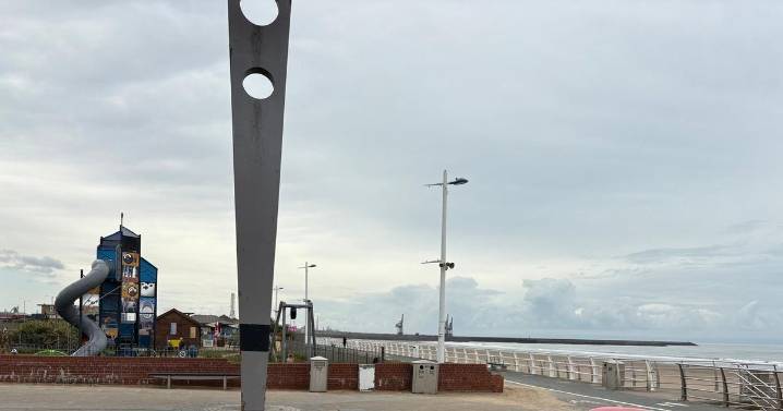 'Mass casualty' emergency at Wales beach as kids raced to hospital