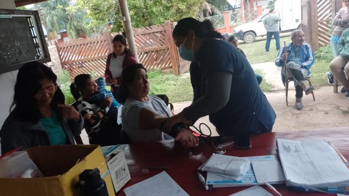 Renovaron servicios de salud para vecinos de la colonia El Recreo