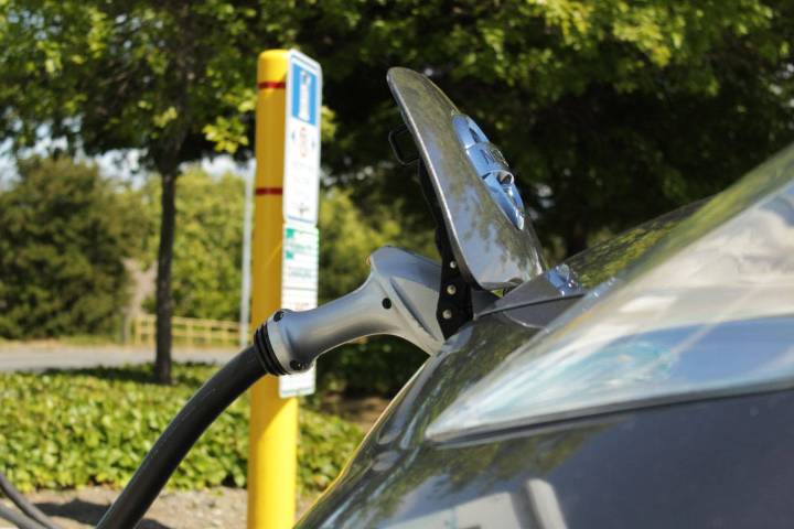 Federal funding fuels more EV charging on southern Vancouver Island