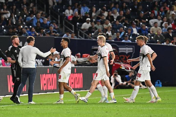 Deadspin | Gabriel Pirani's brace beats NYCFC, snaps D.C. United's winless streak