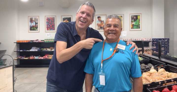 This 73-year-old volunteer helps Feeding Tampa Bay 'Pack the Pantries' for area schools