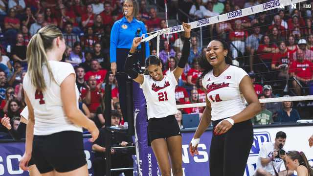 Husker volleyball takes down Lipscomb
