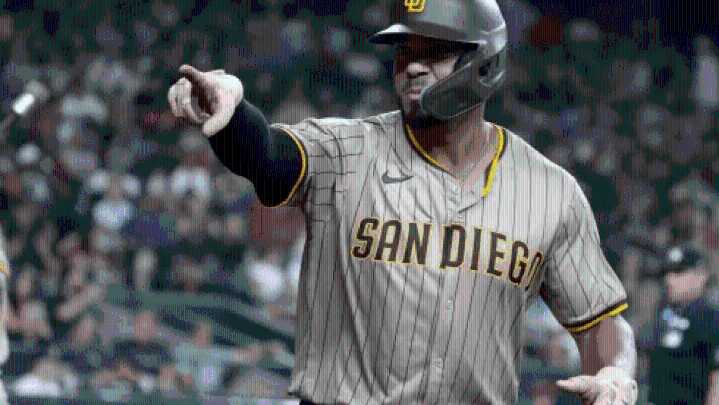 O’Hearn Oh yeah! New Padre Ryan O’Hearn keys 9th inning winning rally in Arizona