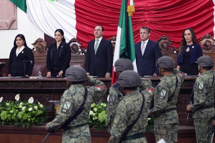 Nueva estructura, mismos rostros