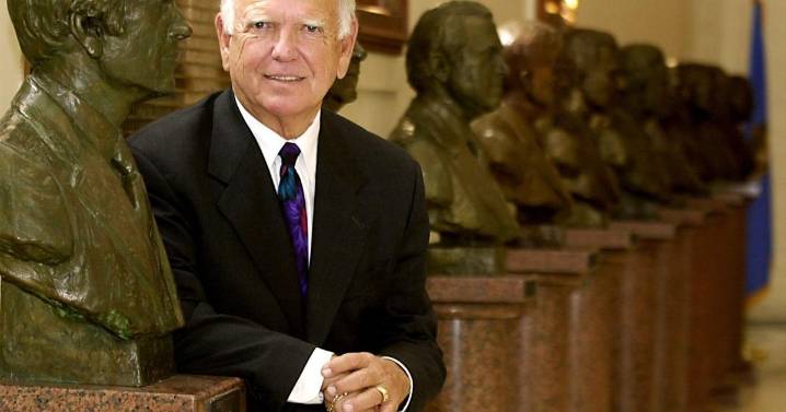 Former Gov. George Nigh celebrated as beloved Oklahoman at memorial service