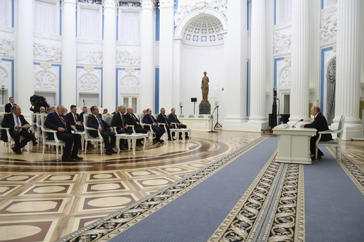 Putin acepta que EEUU y Europa podrían ofrecer garantías de seguridad a Ucrania