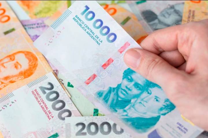 Jubilados docentes nacionales tendrán suba trimestral de 6,9% desde septiembre