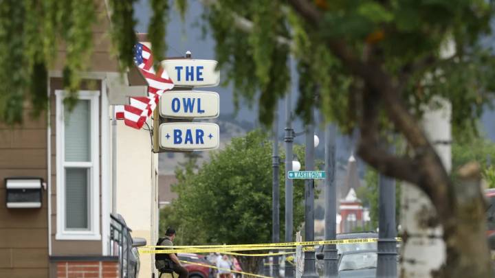 A man suspected of killing 4 people at a Montana bar is in custody, authorities say