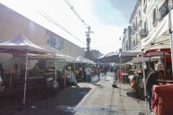 Dejan dos cadáveres envueltos en plástico y con narcomensaje junto al mercado 5 de Mayo