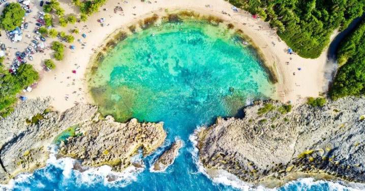 Hallan cadáver flotando en la playa Mar Chiquita en Manatí