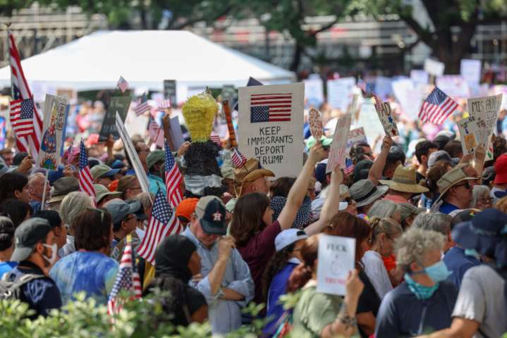 Houston-area Labor Day protests planned as part of nationwide ‘Workers Over Billionaires’ demonstrations – Houston Public Media