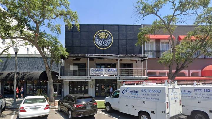 Move to bigger location equals more business for St. Petersburg sports bar