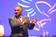 «Son discapacitados y energúmenos»: Sebastián Pareja apuntó contra los que atacaron la caravana de Milei