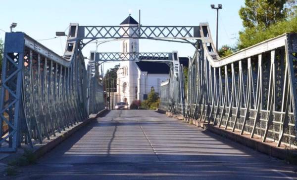 Realizarán trabajos de mantenimientos en el Puente del Poéta de Rawson