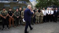Trump da más poder a la Guardia Nacional para controlar disturbios