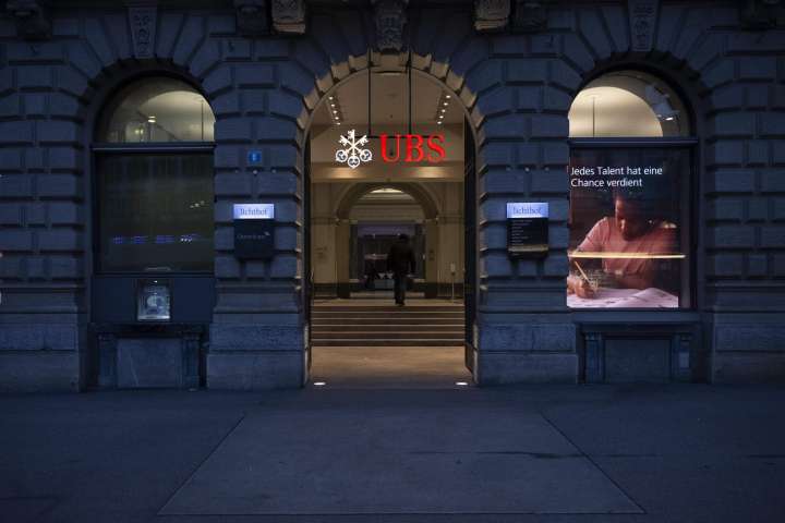 El suizo UBS se retira de la alianza global de los bancos para combatir el cambio climático