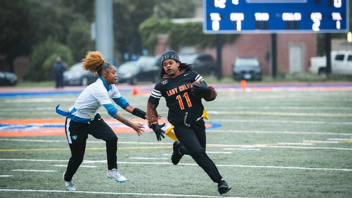 Washington Commanders make 7-figure investment to grow girls flag football across DMV