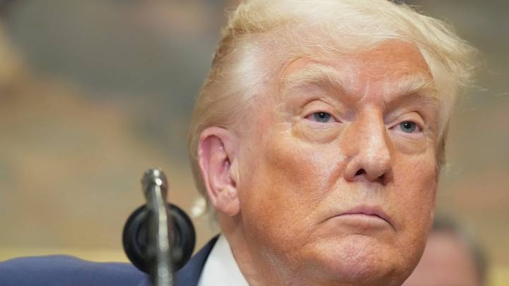 Corte revoca fallo de desacato contra gobierno de Trump