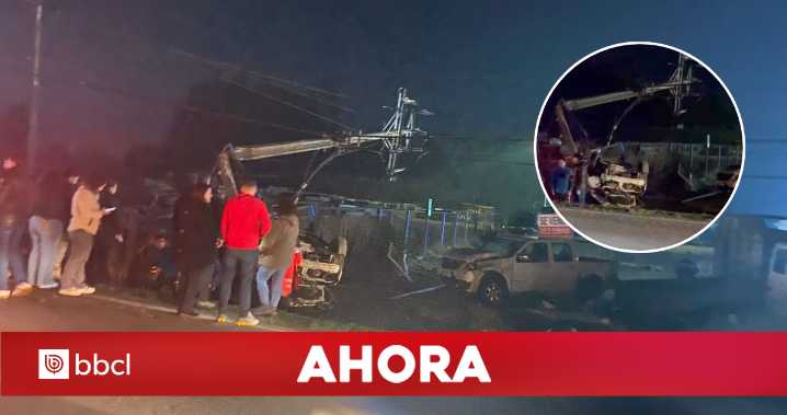 Conductor muere tras estrellarse contra un poste y terminar volcado en Puerto Montt