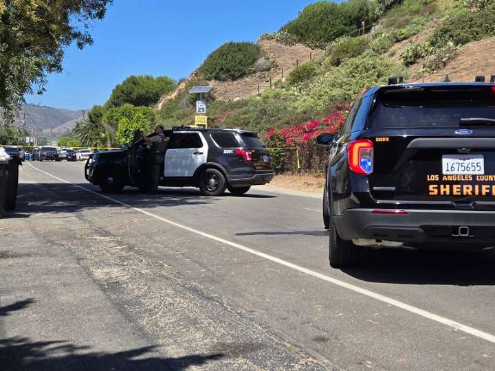 Standoff in Malibu After Resident Allegedly Fires Arrow: REPORT