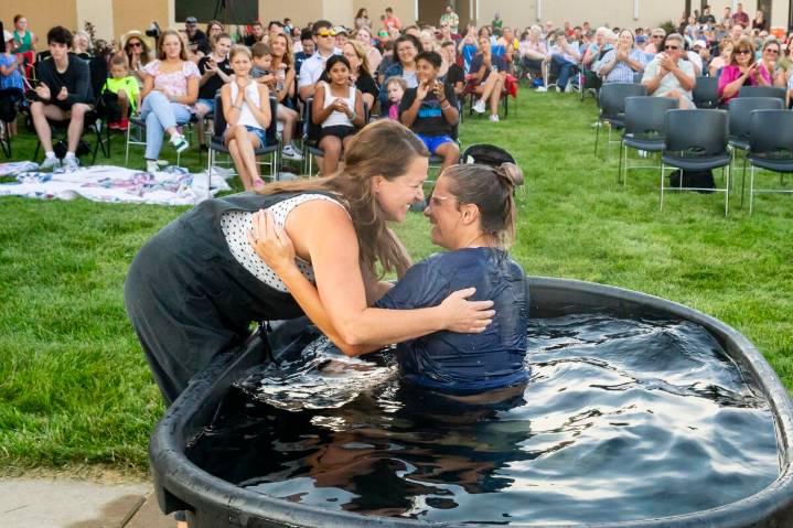 Photos: Picnic and baptisms at Cedar Rapids church