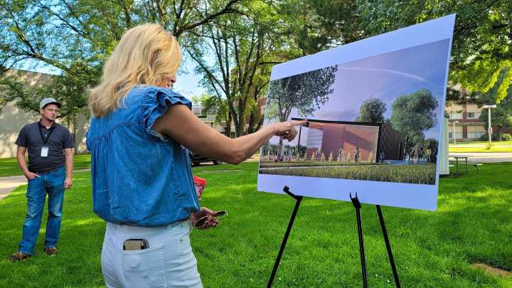 Realizan ceremonia de inauguración para remodelar el parque John C. Fremont