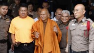 Acusan a monje en Tailandia del desvío de donaciones destinadas a templo donde cuidan a personas con VIH