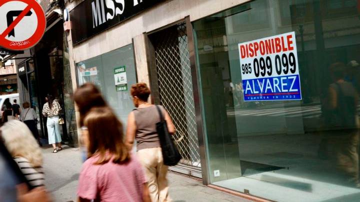 Epidemia de bajos cerrados en los ejes comerciales de Gijón: "Es preocupante"